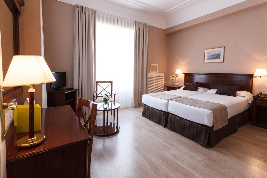 Room Mate Macarena, Madrid Gran Via Eksteriør bilde