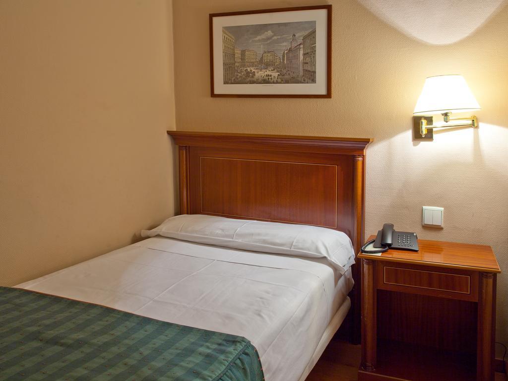 Room Mate Macarena, Madrid Gran Via Rom bilde